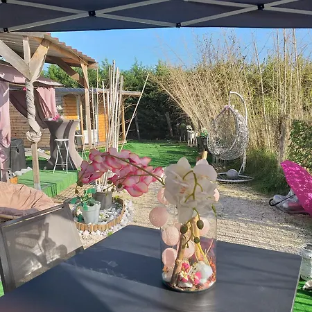 Hotel Le Refuge Zen Et Bien-etre Bulle 3*